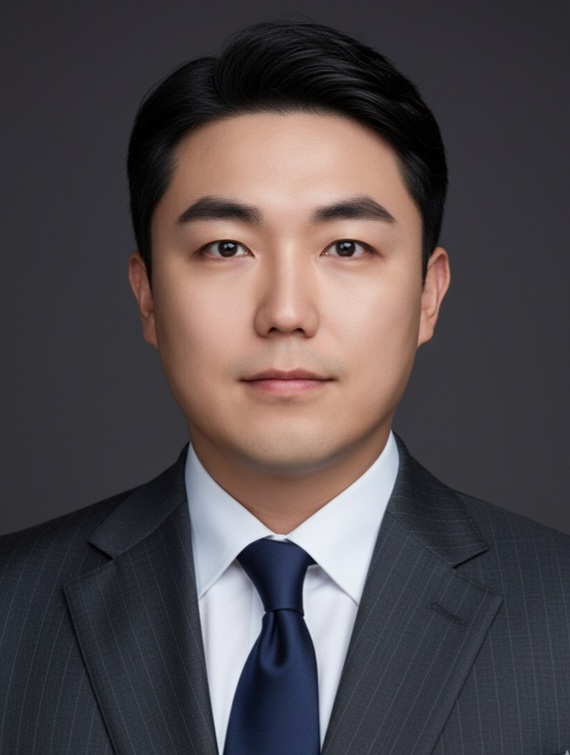 임성호 대표 컨설턴트 증명사진